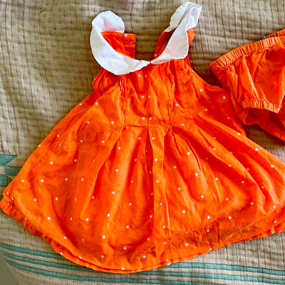 Baby gap dress and bloomers set